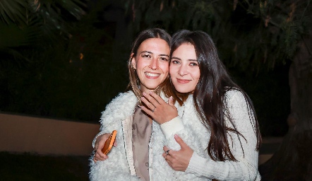 Elena Pelayo y Paola Ruiz.