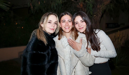  Daniela Chapa, Elena Pelayo y Paola Ruiz.