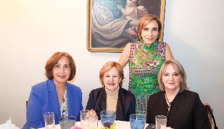  Ana Brueggeroff, Lynnette Pizzuto, Paty de la Rosa y Elsa Soto.