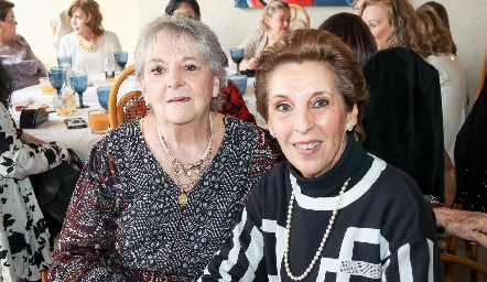  Raquel Bárcena y Licha Abella.