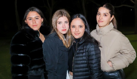  María Espinosa, Laia Dávila, Fátima Ruiz y Ana Ceci Córdoba.