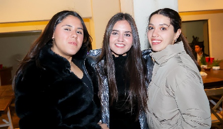   María Espinosa, Mía Zendejas y Ana Ceci Córdoba.