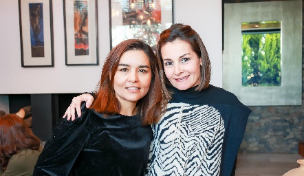  Lorena Torres y Rocío Subirana.