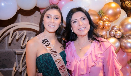 Lili Medina y Carolina Aguilar.