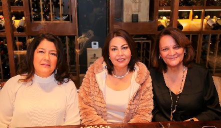  Pilar Martínez, Lupita López y Rosy Rivera.