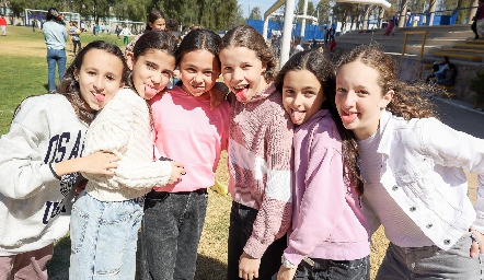  Convivencia entre amigas.