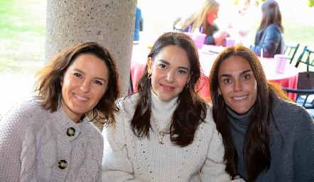  Mari Fer Ramírez, Gloria Batres y Pau Lozano.