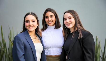  Valentina Nava, Camila Reyes y Carlota Nava.