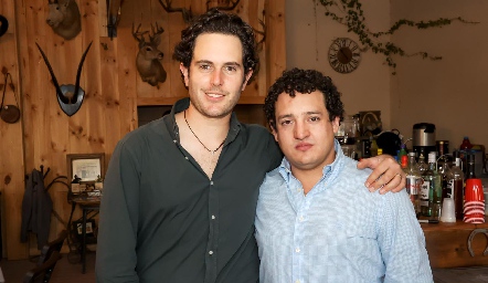  Carlos Del Valle y Alejandro Díaz de León.