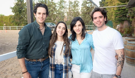  Carlos Del Valle, Lore Cuadra, Claudia Díaz de León y Eduardo Álvarez.