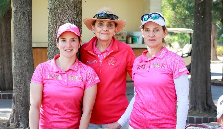  Mariana González, Toyita Villalobos y Claudia Díaz Infante.