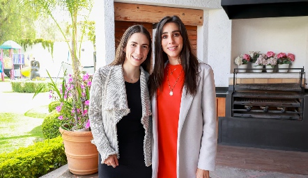  Valeria Zúñiga y Daniela Lavín.