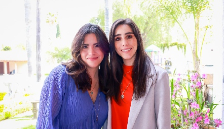  Nina Galarza y Daniela Lavín.