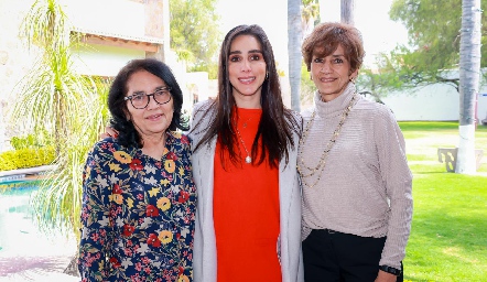  Virginia Ruiz, Daniela Lavín y Armida Ramos.