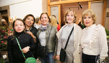  María Fernanda Vázquez, Carmelita Vázquez, Adriana Villasuso, Alicia Villasuso y Lucero Rosillo.