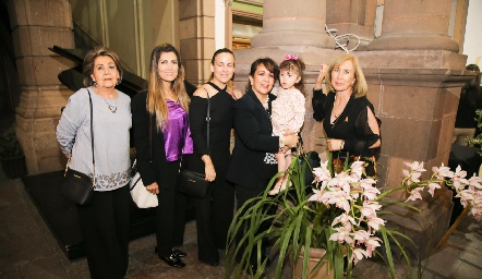 Martha Abaroa, Licha Carreras, Silvia Esparza y Lucero Rosillo.