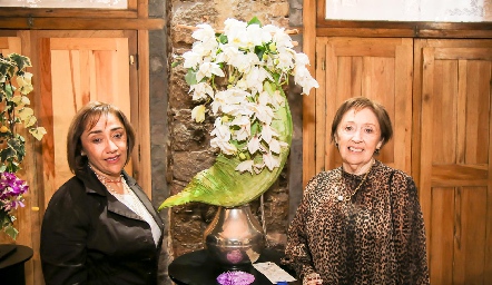 Marilú Lira y María Luisa Alvarado .