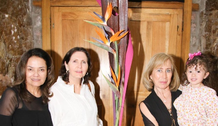  Aida Palau, Ana Lila Ahumada, Laura Villasuso y Cristina  García.