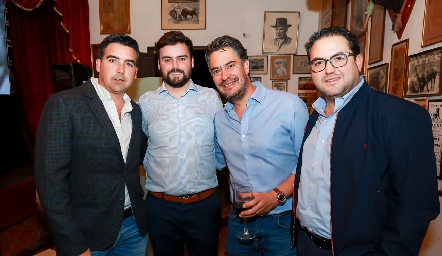  Manuel Labastida, Rodrigo Labastida, Sebastián Rosillo y Diego Valdés.