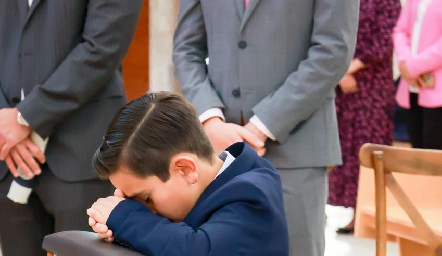  En oración.