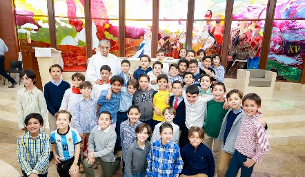  Agustín con sus mejores amigos.