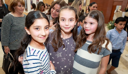  Sofía, Maya y Vale.