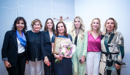  Bertha Delgado, Liz Vivanco, Luzde Gómez, María Cecilia Mancilla, Liz Villaseñor, Gaby Cantú y Luz Elena Mézquida.