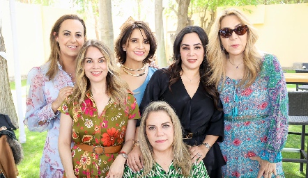 Erika Medrano, Daniela Serment, Caly Guerra, Paola Serment, Lorena Orozco y Claudia Hermosillo.