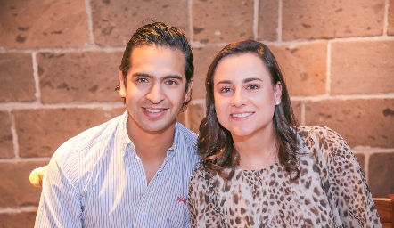  Héctor Hernández y Susana Scheckaiban.