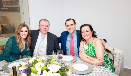  Luz Adriana, Agustín Félix, Eduardo González y Susana Salgado.