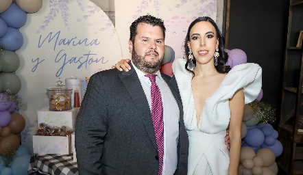  Santiago Meade y Mariana Tobías, papás de Gastón y Marina.