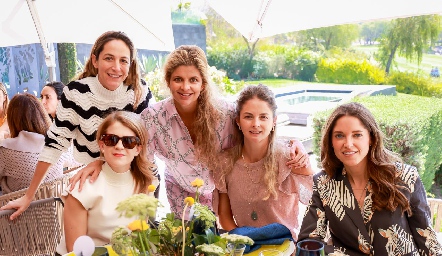  Maribel Ocejo, Lucía del Rincón, Lourdes López, Marijó López y Luzde Gómez.