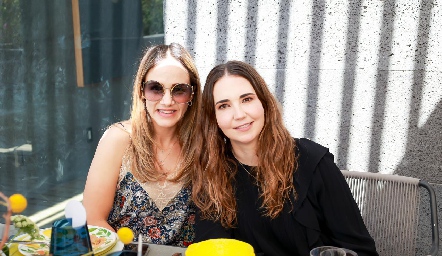  Ale Salas y Emmy Lozano.