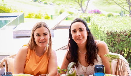  Sandra Pérez y Regina Ibáñez.