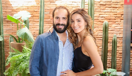  José Martin Alba y Gemma Loredo.
