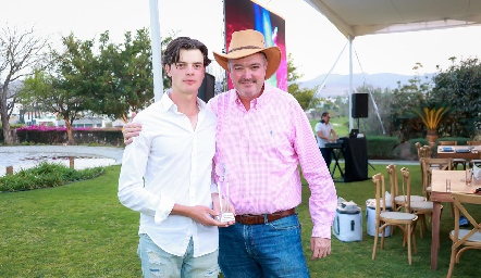  Juan Carlos y Juan Hernández.