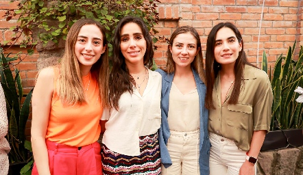 Sofía Prieto, Daniela Lavín, Elizabeth Treviño y Mariana Rodríguez.