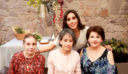  Clara Luz Portales, Mariana Ramos, Daniela Lavín y Nora Villarreal.