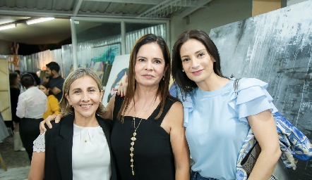  Claudia Araujo, Mirtala Rodríguez y Ana Fernanda Tovar.