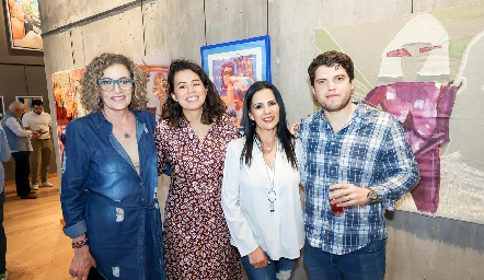  María José Ojeda, Sofía Milán, Lucy Martínez y Ricardo de la Torre.