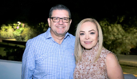  Jorge Borjas y Paola Méndez.