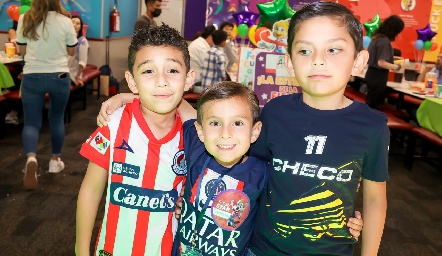  Aldo Tadeo, Santiago Guerra y Hugo Andre.