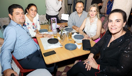  Presentación mezcal Cuentos Mexicanos.