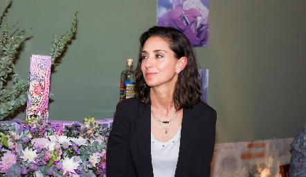  Anel Avila.