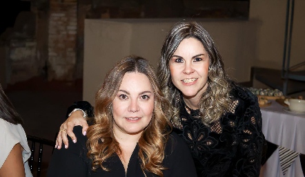  Blanca Salinas y Montse Cortés.