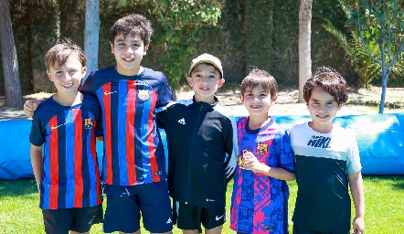  Pato, Sebastián, Luca, Marcelo y Juanqui.