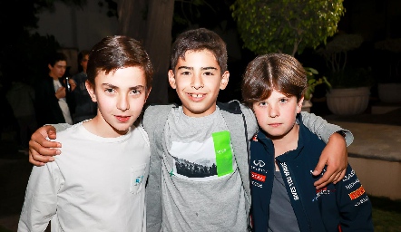  Santiago, Iker y Mateo.