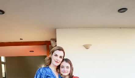  Marisol con su hija Marina.