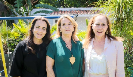  Martha Martínez, Marta Zapata y Marcela Suárez.