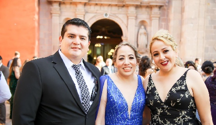  Sagitario Mata, Laura Aguilar y Jamir Aguilar.